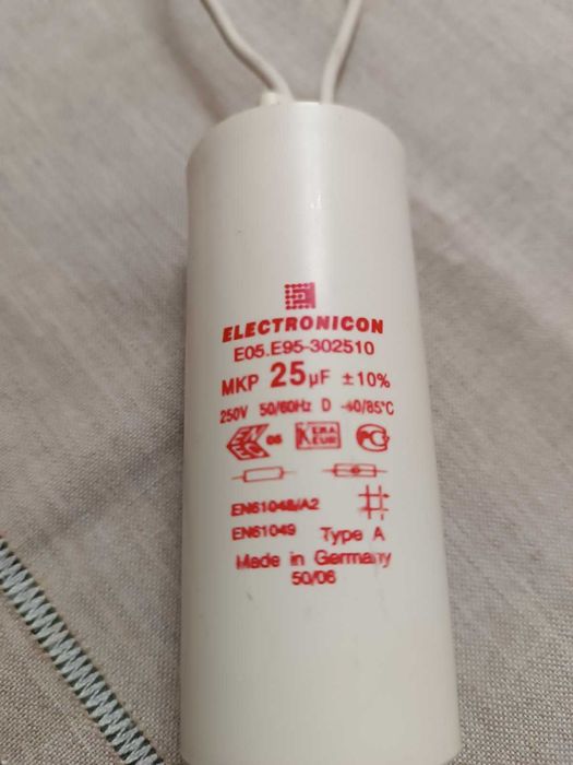 Конденсаторы ELECTRONICON  MKP 25  Германия и TESLA MKP 5,9