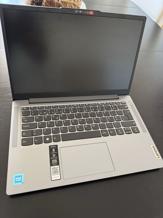 Computador portátil Lenovo Ideapad Slim 3 14IAN8-048 14” 128GB