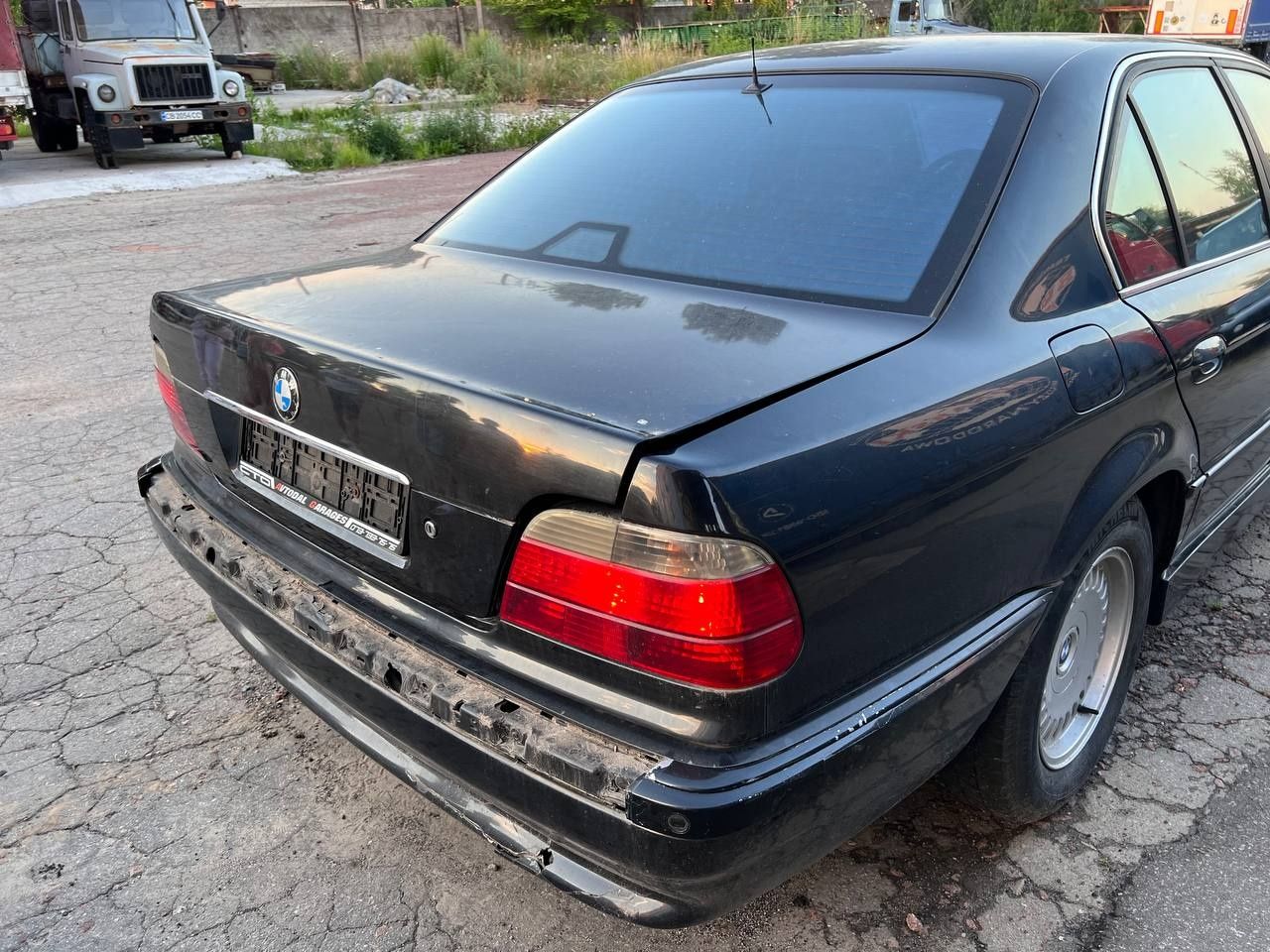 Разборка BMW 725 735 740 e38