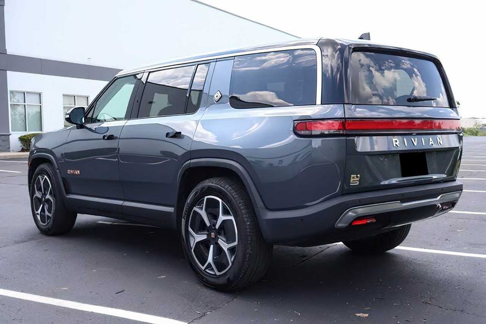 2023 Rivian R1S Adventure Quad Motor