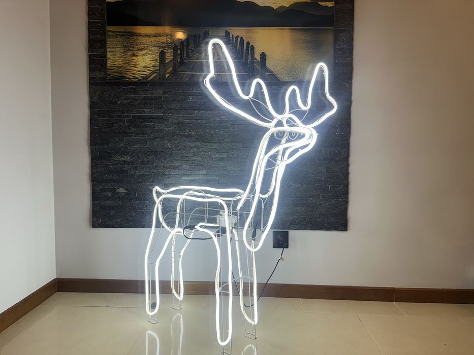 Renifer led neonowy XXL rusza głową nowy świąteczny 120cm duży efekt