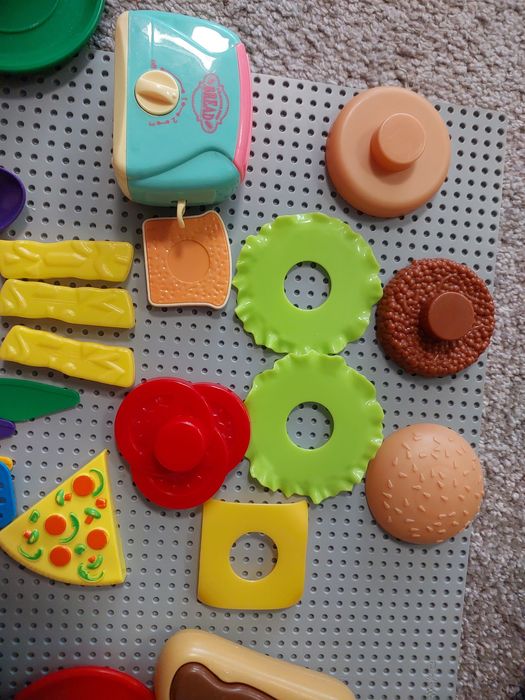 Посуд, їжа, гамбургер іграшковий