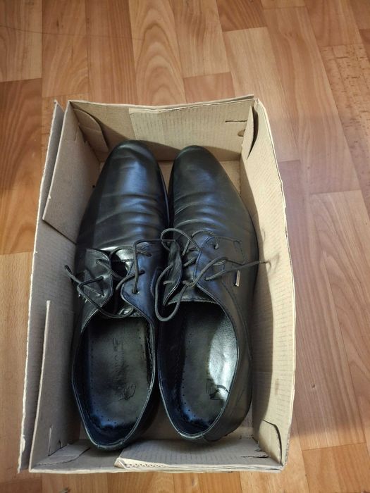 Чоловіче кожане взуття