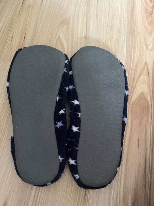 Uzywane damskie kapcie 37