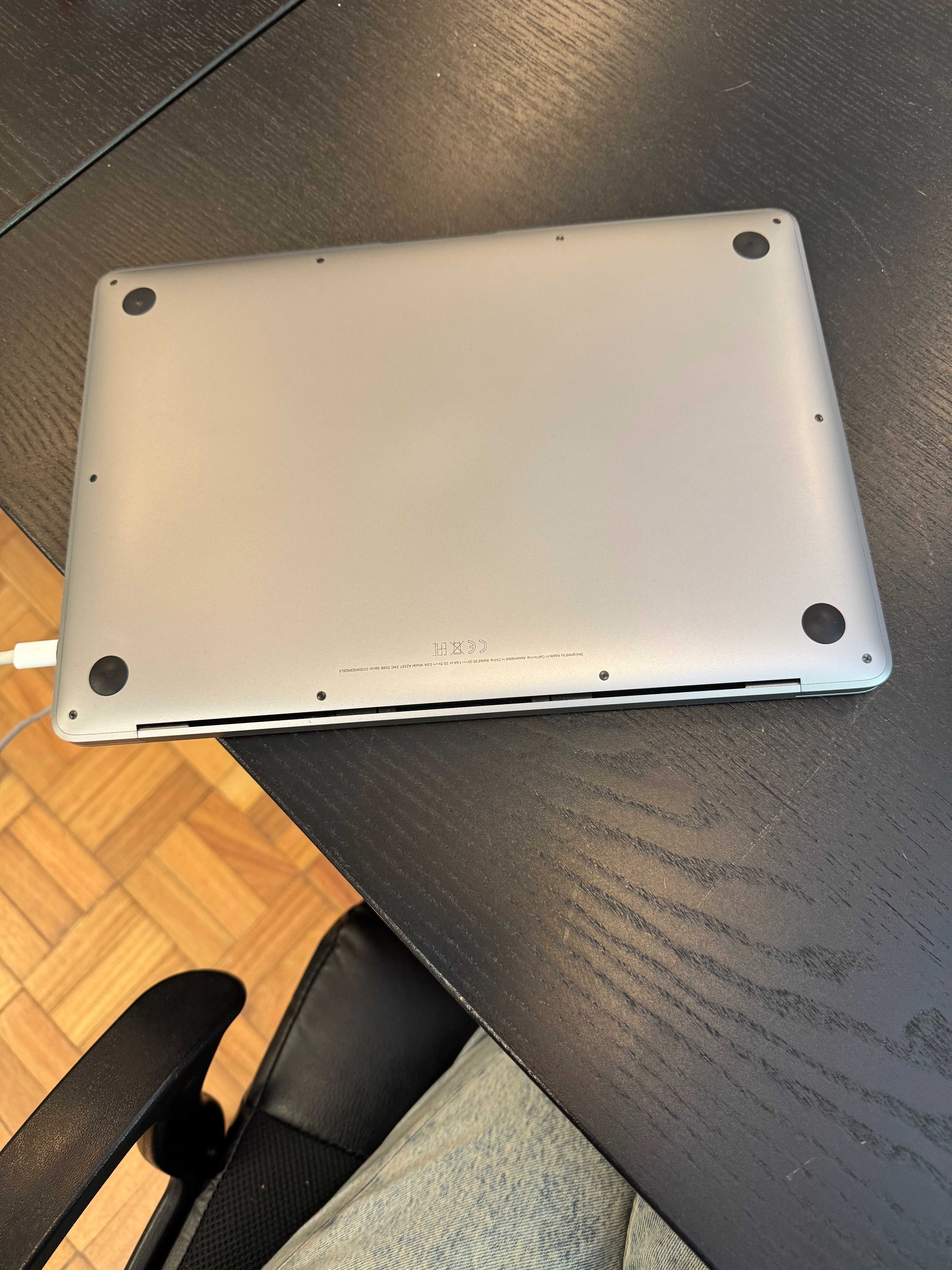 MacBook Air M1 2020