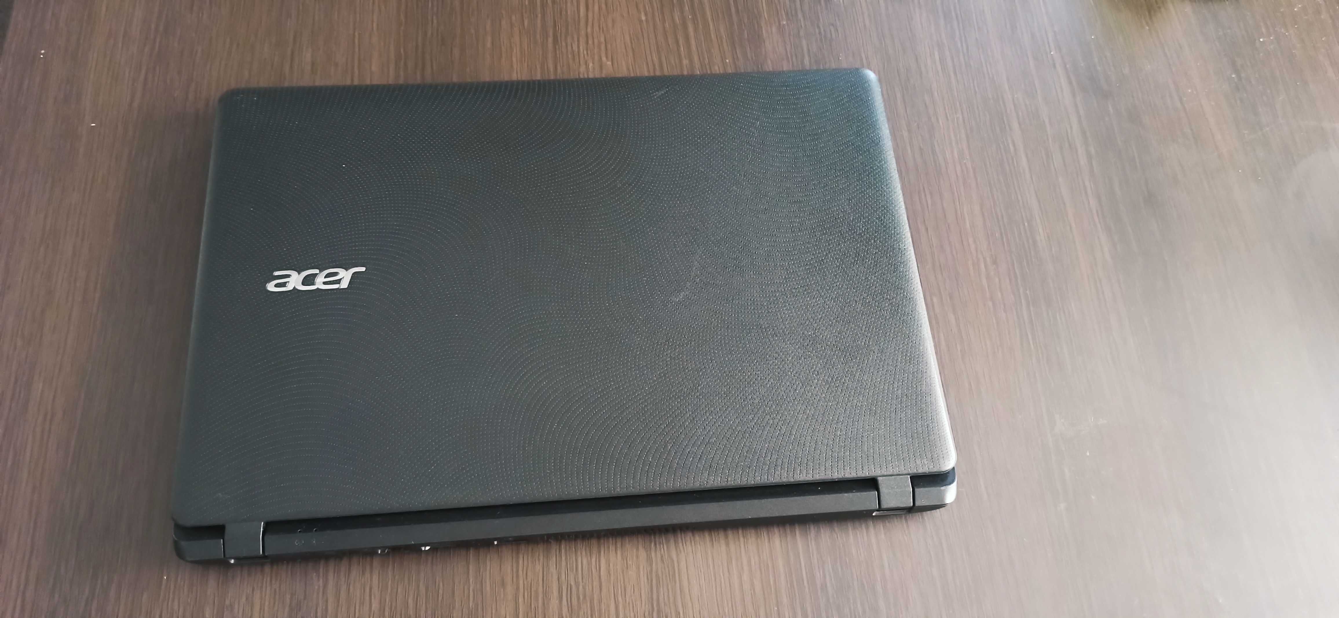 Laptop Acer Aspire E13 ES1 - 311