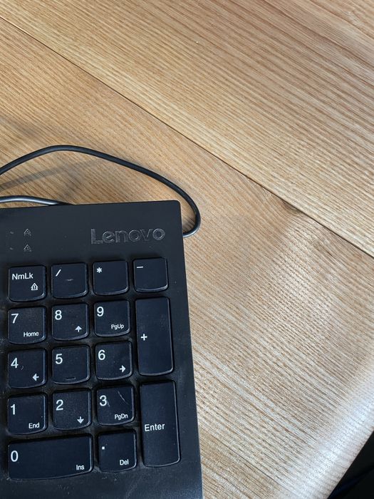 Teclado lenovo preto