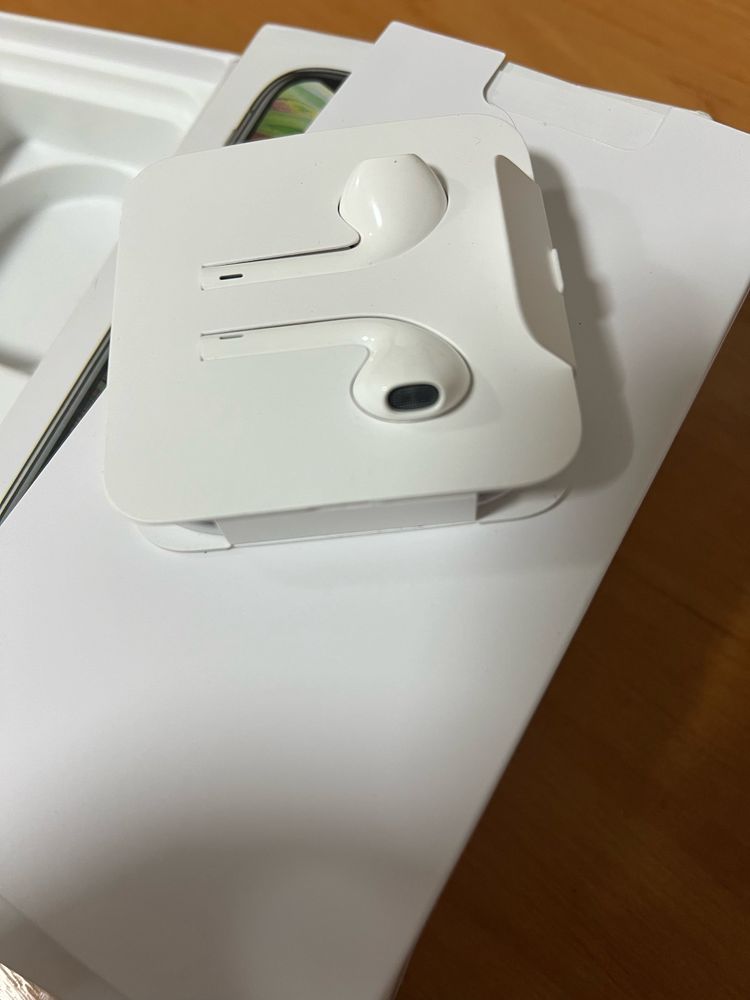 Навушники з мікрофоном   Apple EarPods with Lightning Conector