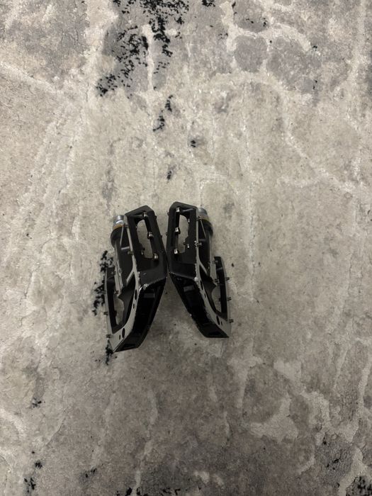 Pedaly shimano saint w pełni sprawne