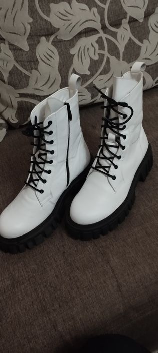 Жіночі зимові ботинки з натурал. шкіри MIDA