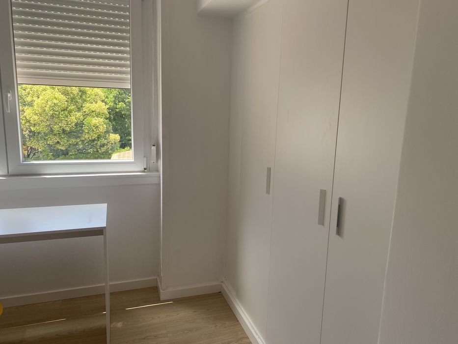 Coimbra. Quarto em celas em moradia renovada