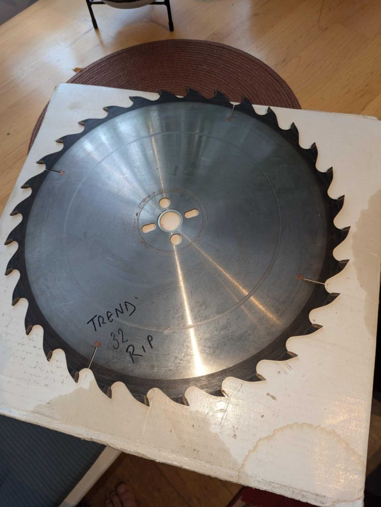 Pilarka Makita 415 mm DWIE Tarcze