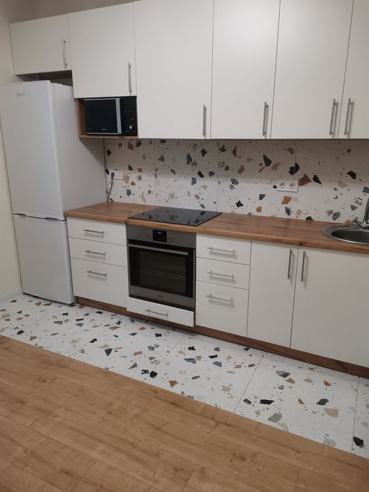 Оренда 1кімнатної квартири Академічний новобудова