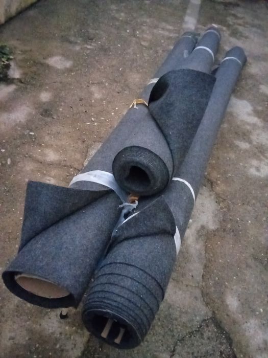 Rolos de Alcatifa Rapada Cinza Rato