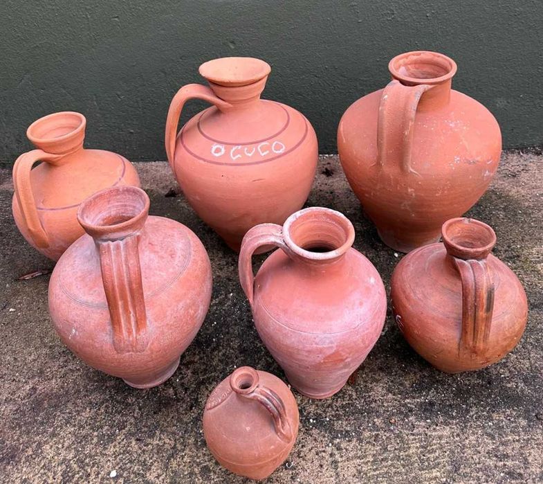 Bilhas antigas, cantaros com pega, barro tradicional