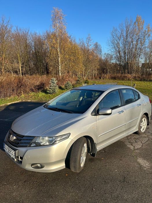 Honda City Honda City 2010r. Bez wkładu finansowego z niskim przebiegiem