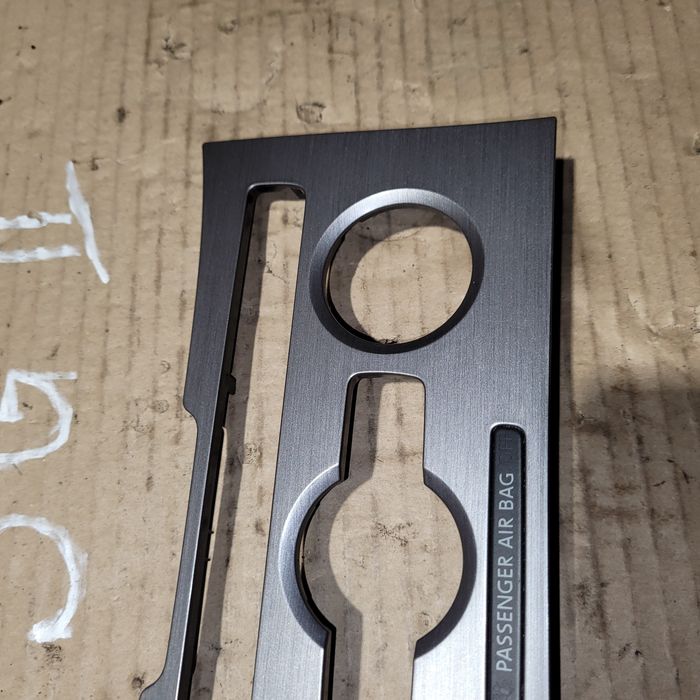 Ramka dekor panelu nawiewu klimatyzacji vw passat b7 2013r