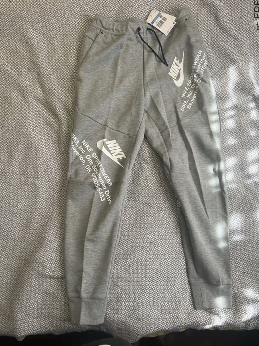 Штаны мужские  Nike tech dm6480-063