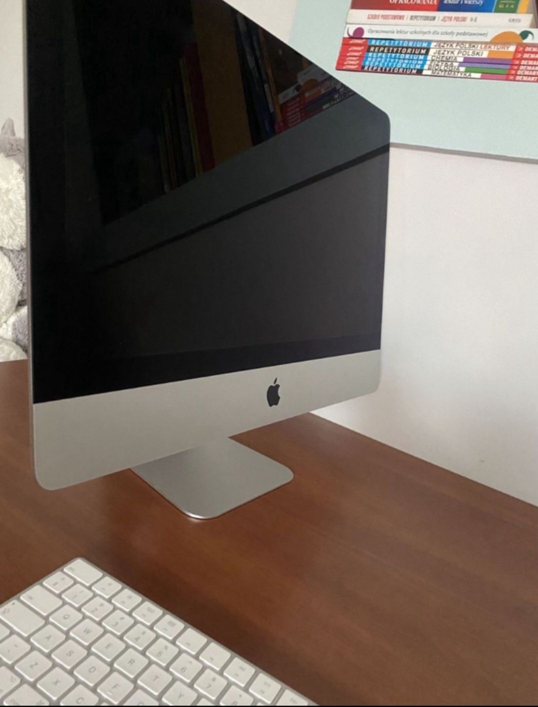 Komputer Apple IMac 21,5 cala 4K 1TB