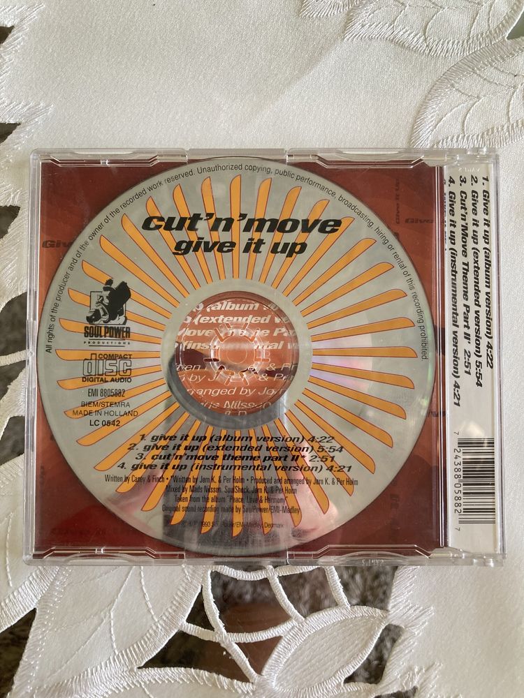 Płyta Cd Cut N’ Move Give It Up Maxi CD Lata 90 Klasyka