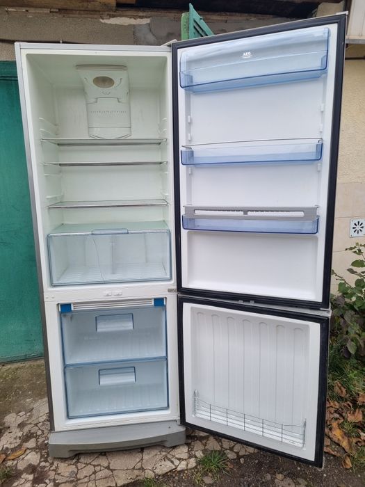 Продам холодильник