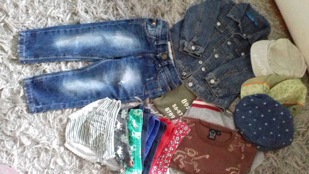 Kurtka i spodnie jeans 80/86 jesień ciuszki czapki kaszkiet chłopie