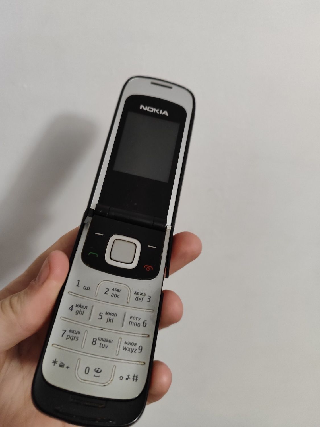 Продам nokia 2720 fold