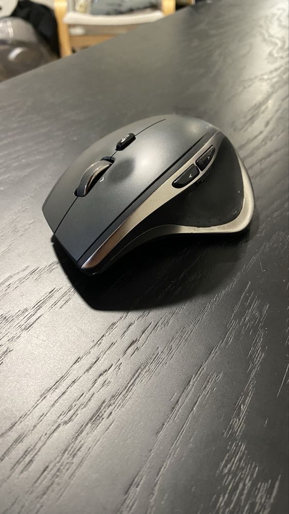 Rato Logitech Performance MX