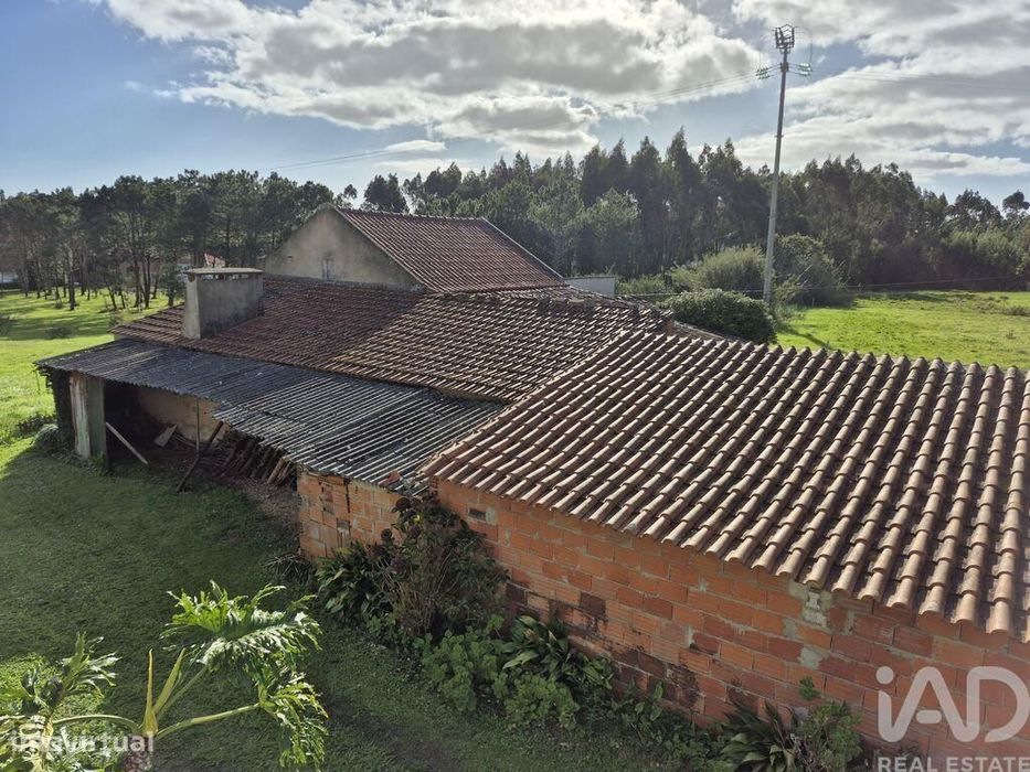 Casa / Villa T3 em Caldas da Rainha - Santo Onofre e Serra do Bouro de