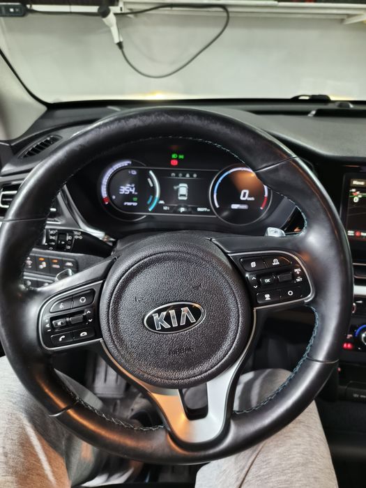 Kia Niro EV 2021  64 кВт 204 к.с