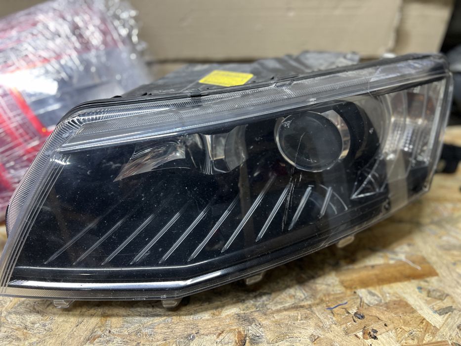Передні фари Skoda Octavia A7 Шкода А7