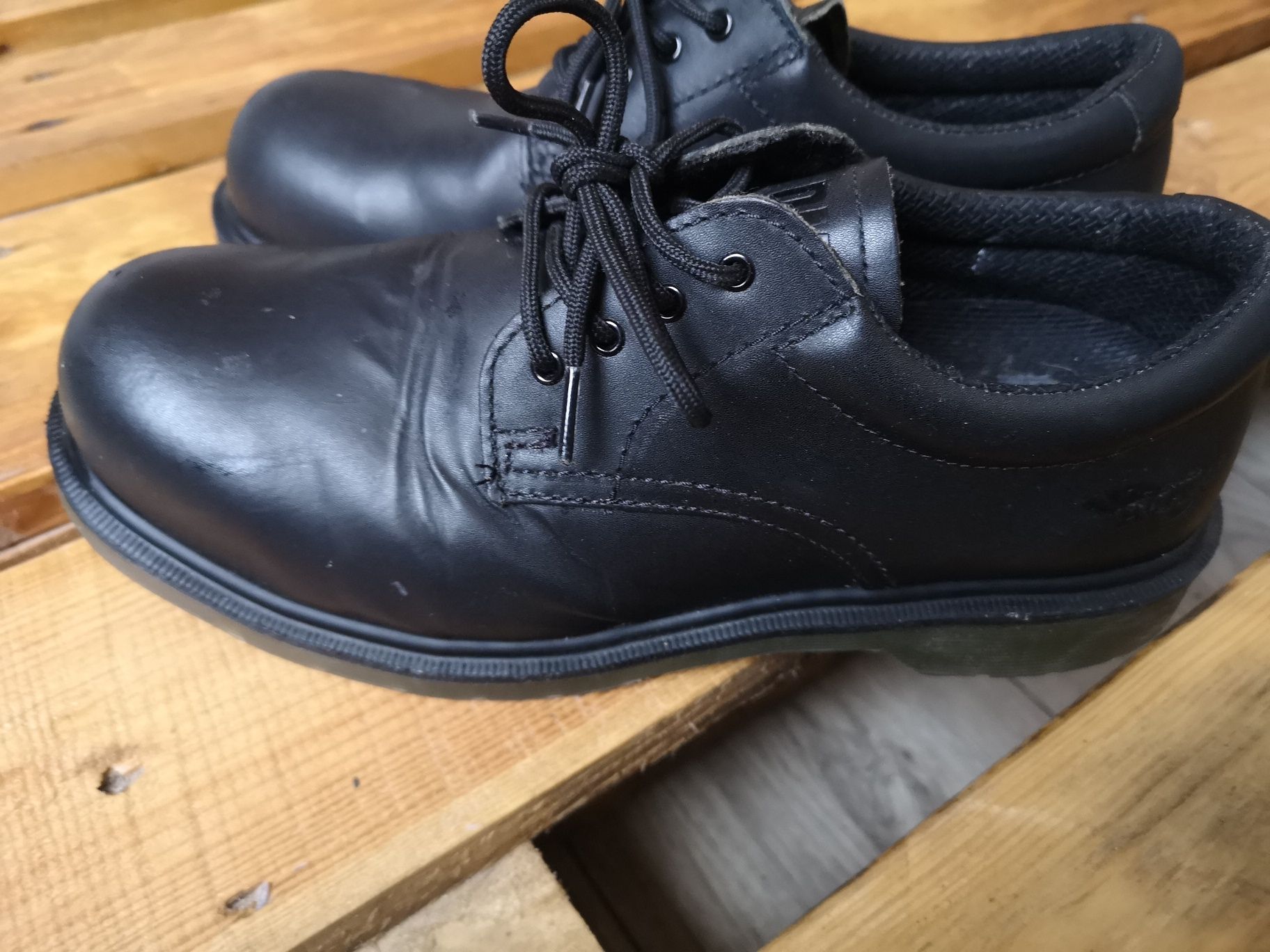 Buty glany dr martens 42