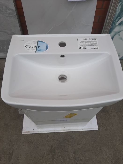 Новая тумба с раковиной Kolo