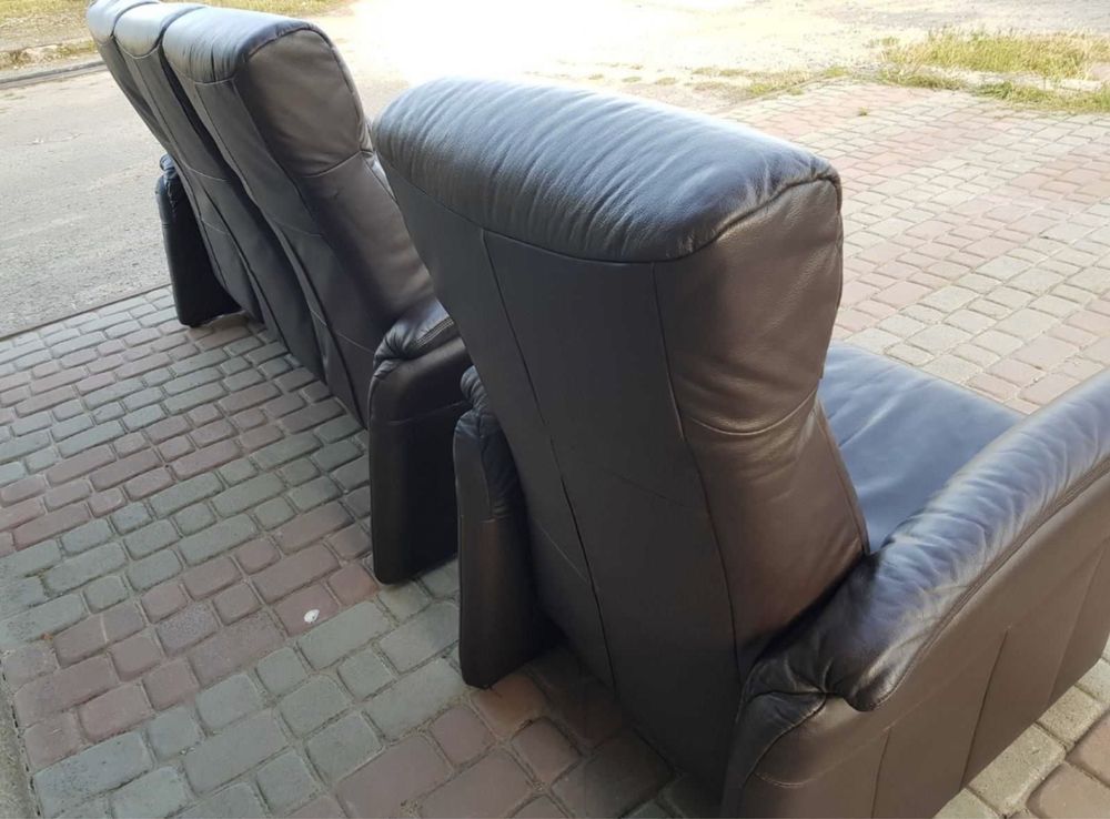 Кожаный диван + кресло-реклайнер Hukla Premium (130902)