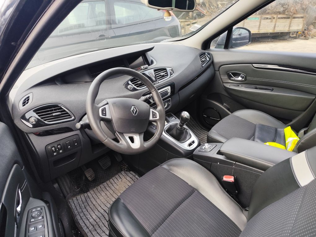 Renault Scénic III 1.6 DCI (peças)