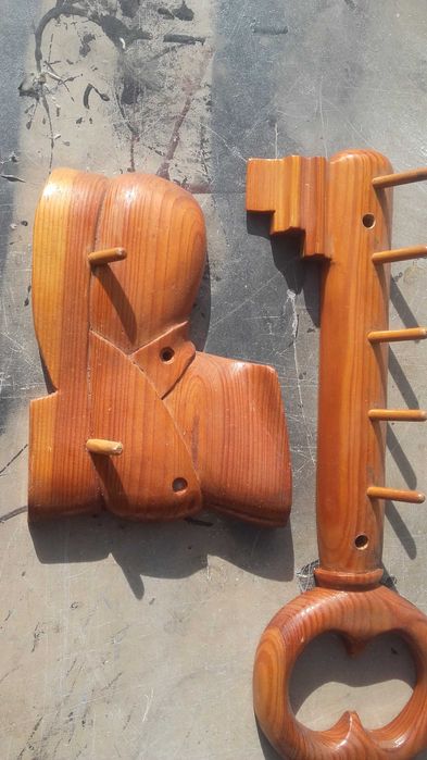 Drewniany wieszak na klucze i ubrania