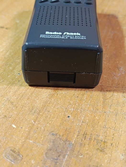 Радиоприёмник-сканер "RadioShack PRO-51"  Hiper scan