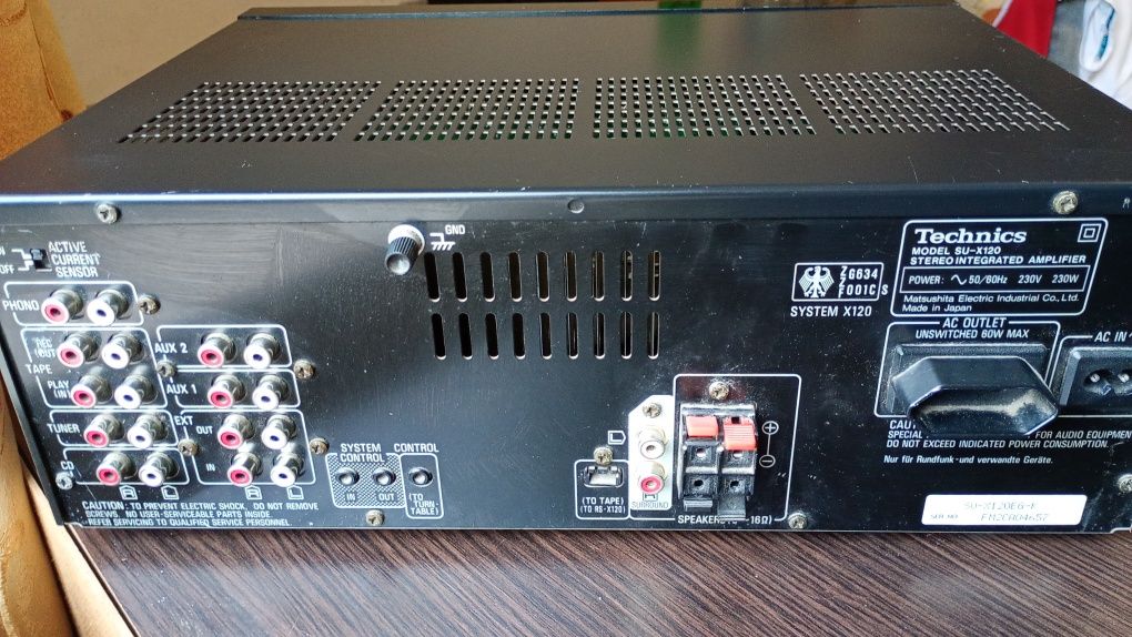 Technics Model SU—X120 + колонки