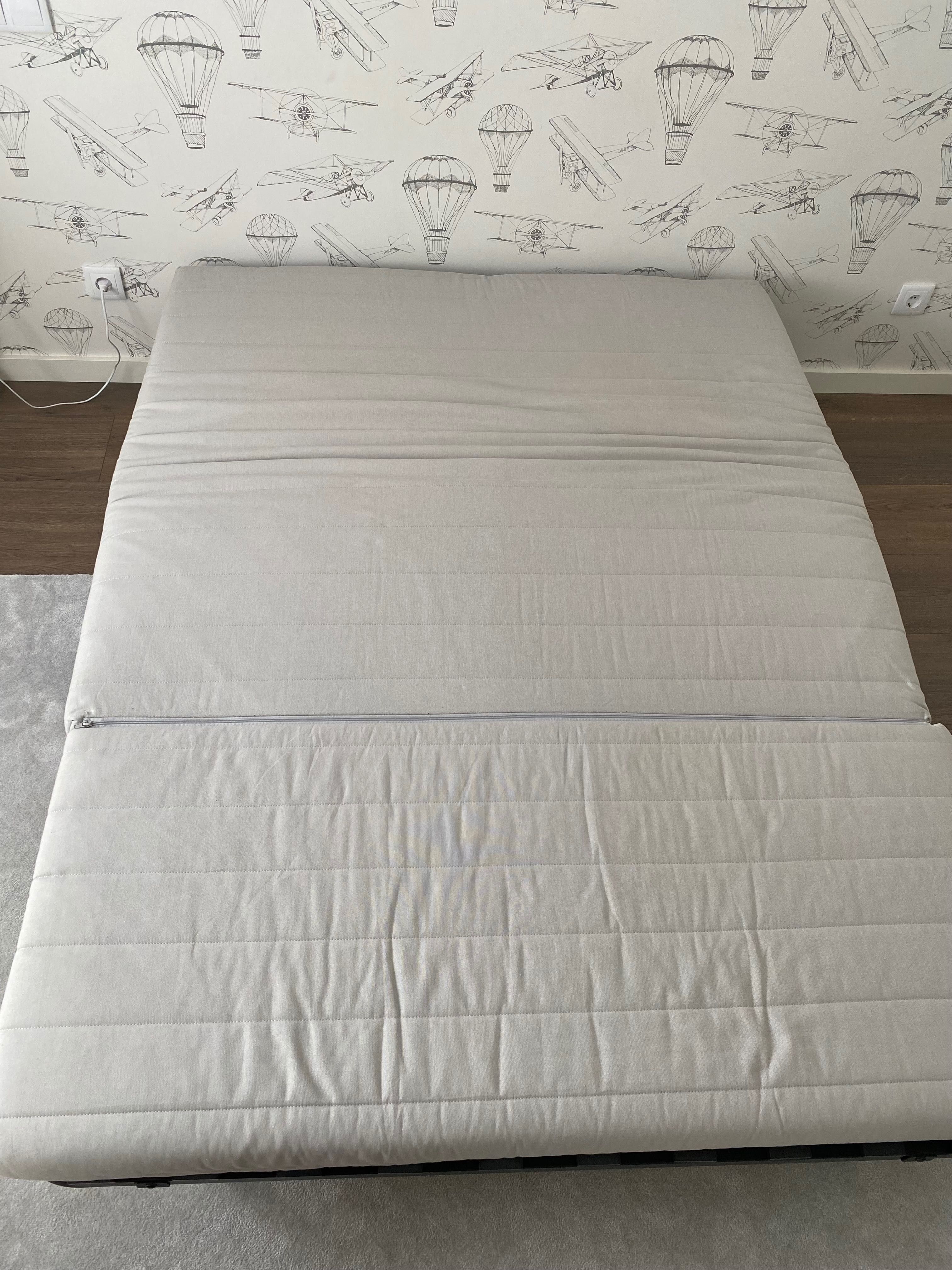 Sofá-Cama IKEA com Capa Protetora — Excelente Estado