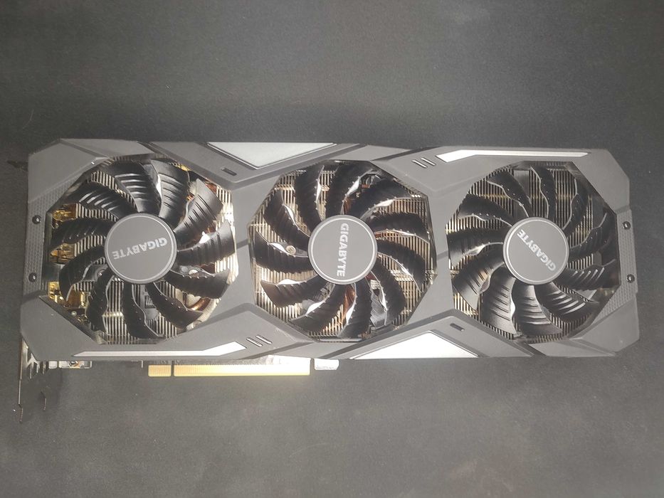 Відеокарта GIGABYTE RTX 2070 super б/у