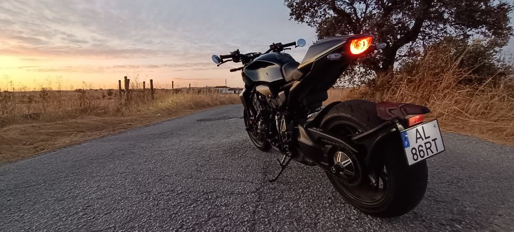 Honda CB1000r NSC Black Edition