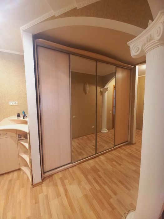 Здається чудова 2 кімната квартира на Поділля.