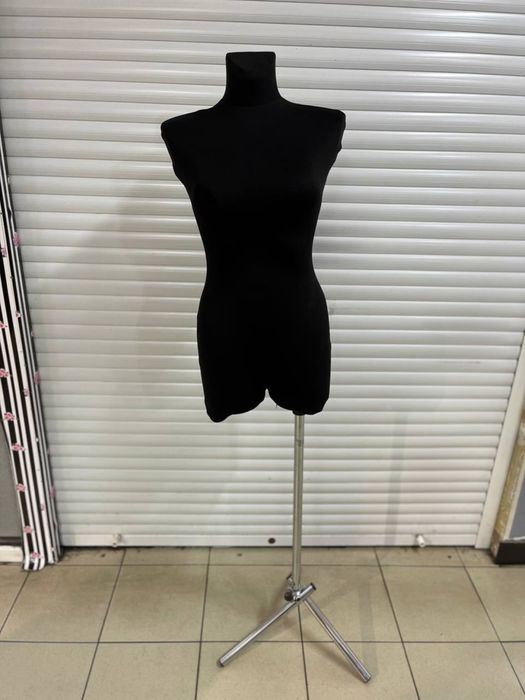 Маникен жіночий розмір s-m