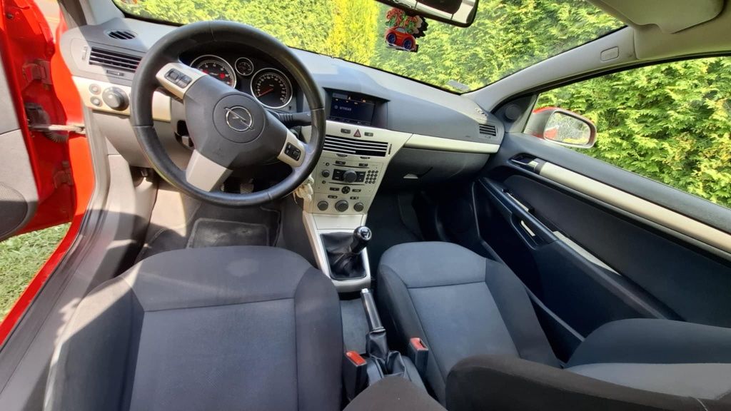 Opel astra h GTC