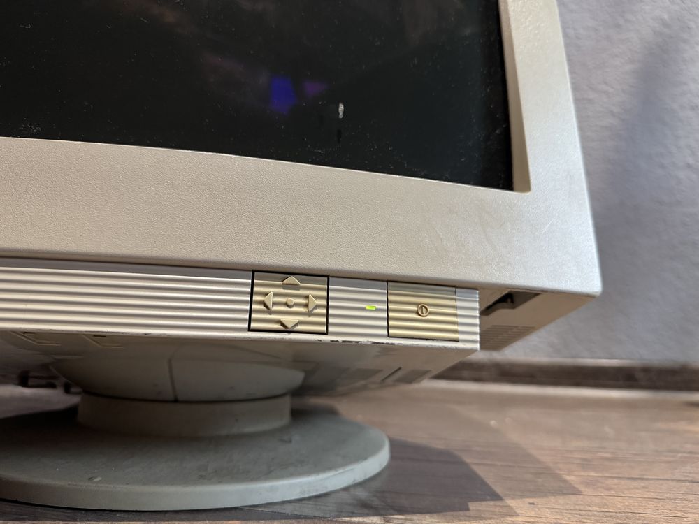 Monitor CRT EIZO FlexScan F56