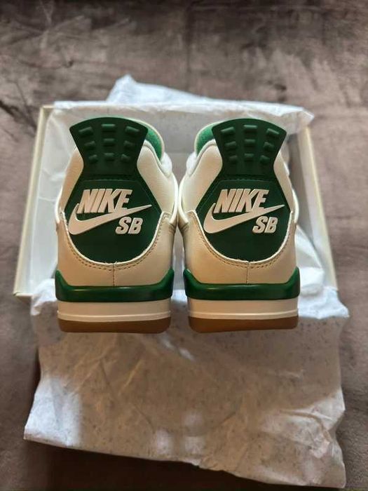 Buty meskie Mokasy Jordan_4_Retro_SB_Pine_Green R.37