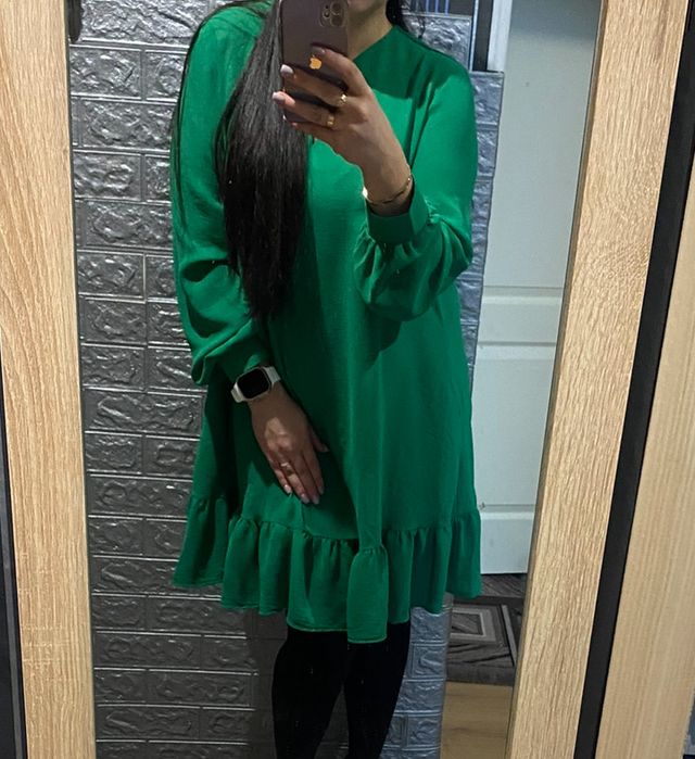 Продам святкові сукні