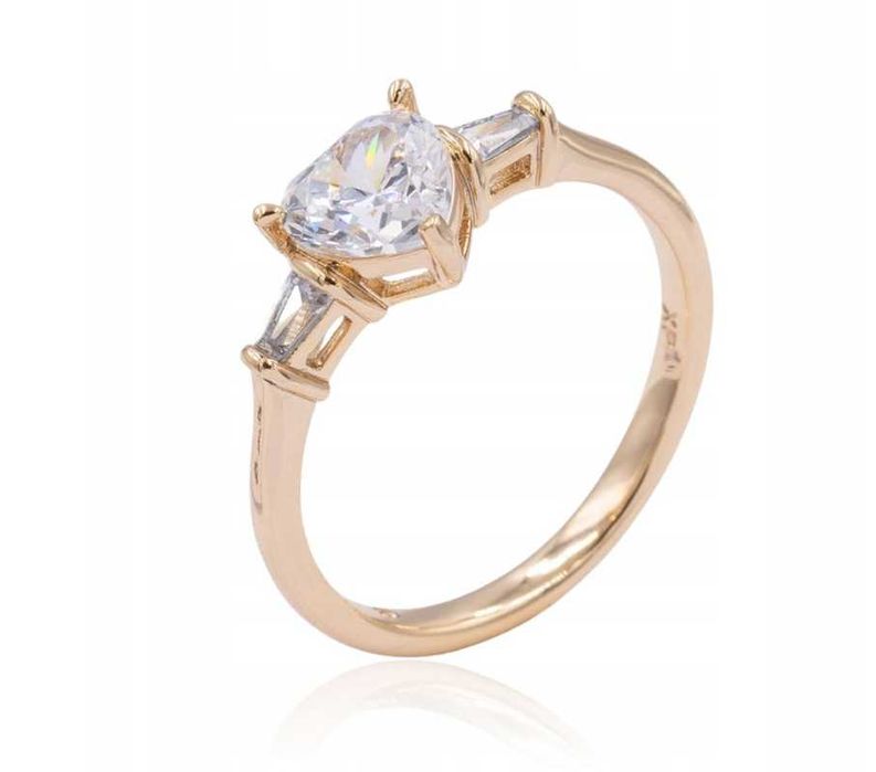 Pierścionek złoty Z BRYLANTOWYM SERCEM stal chirurgiczna 8/18 SX42