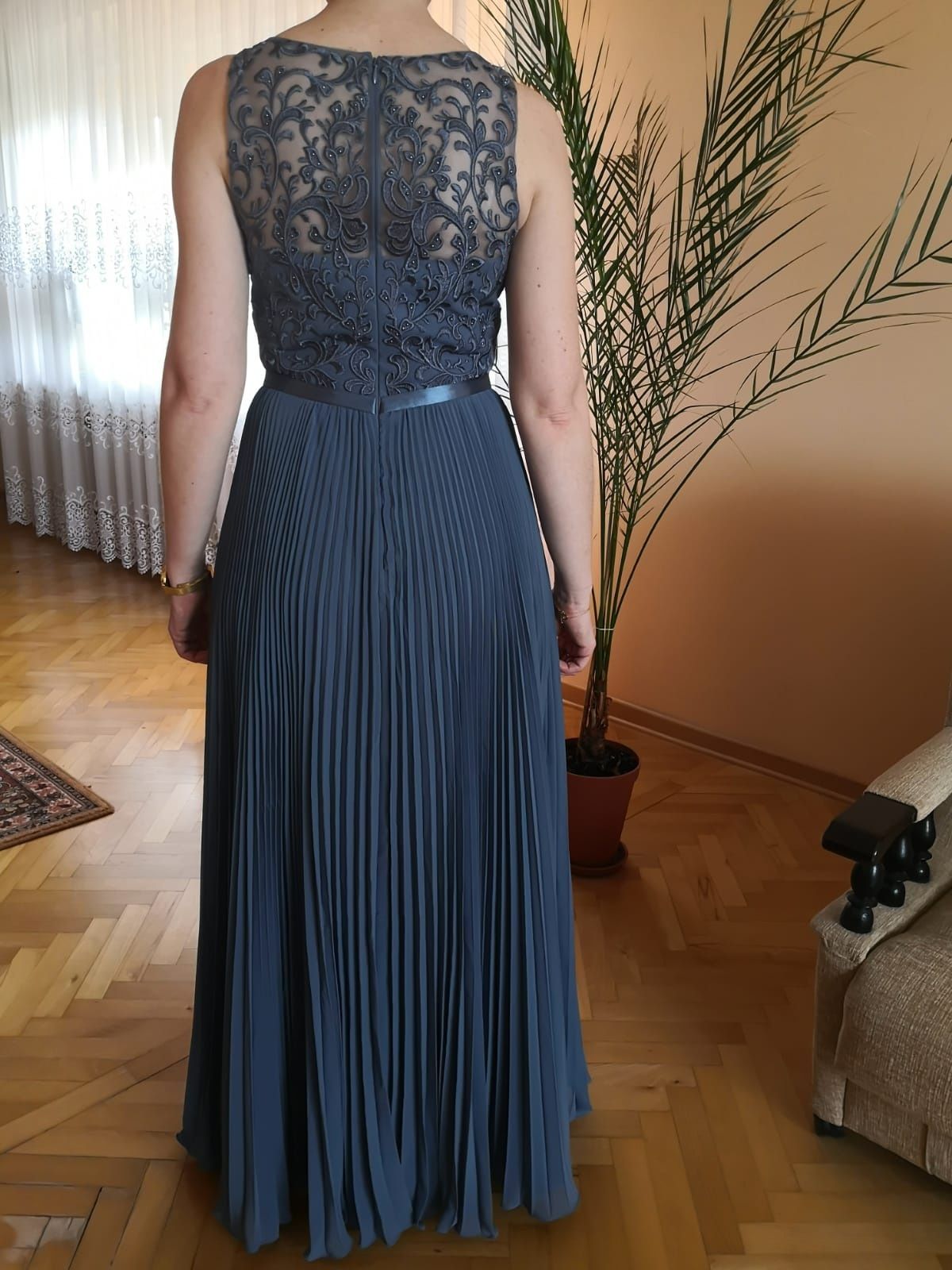 Sukienka suknia wieczorowa Peek&Cloppenburg