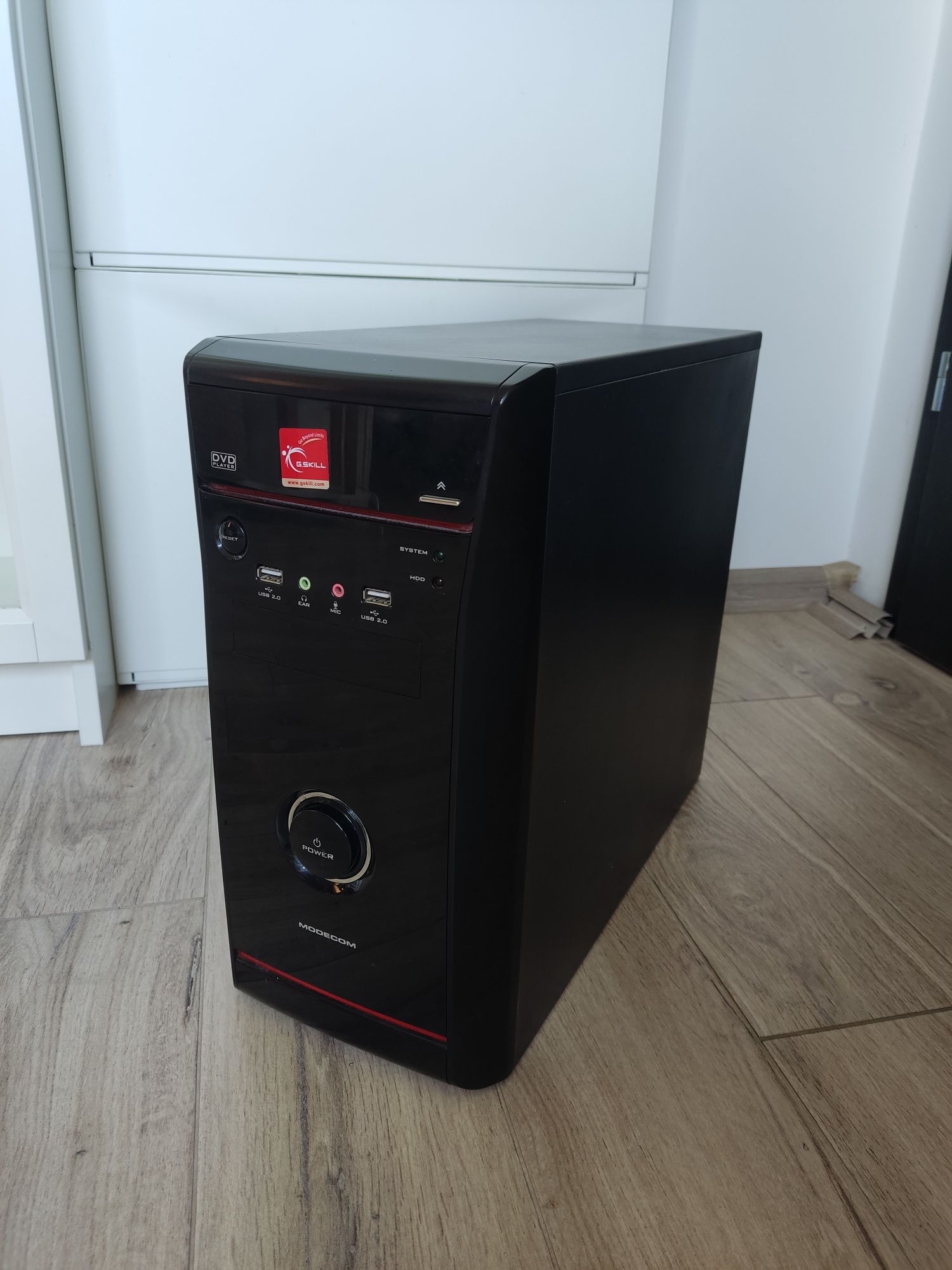 Komputer SSD+HDD stacjonarny